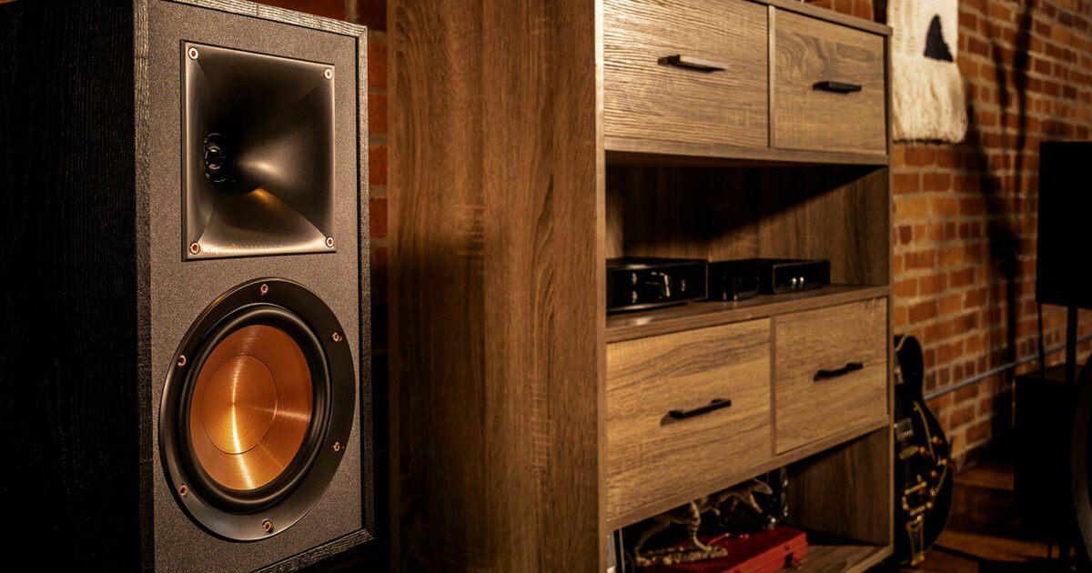 Best Klipsch Bookshelf Speakers How to Find the Best Bookshelf Speakers for Your Home | Klipsch