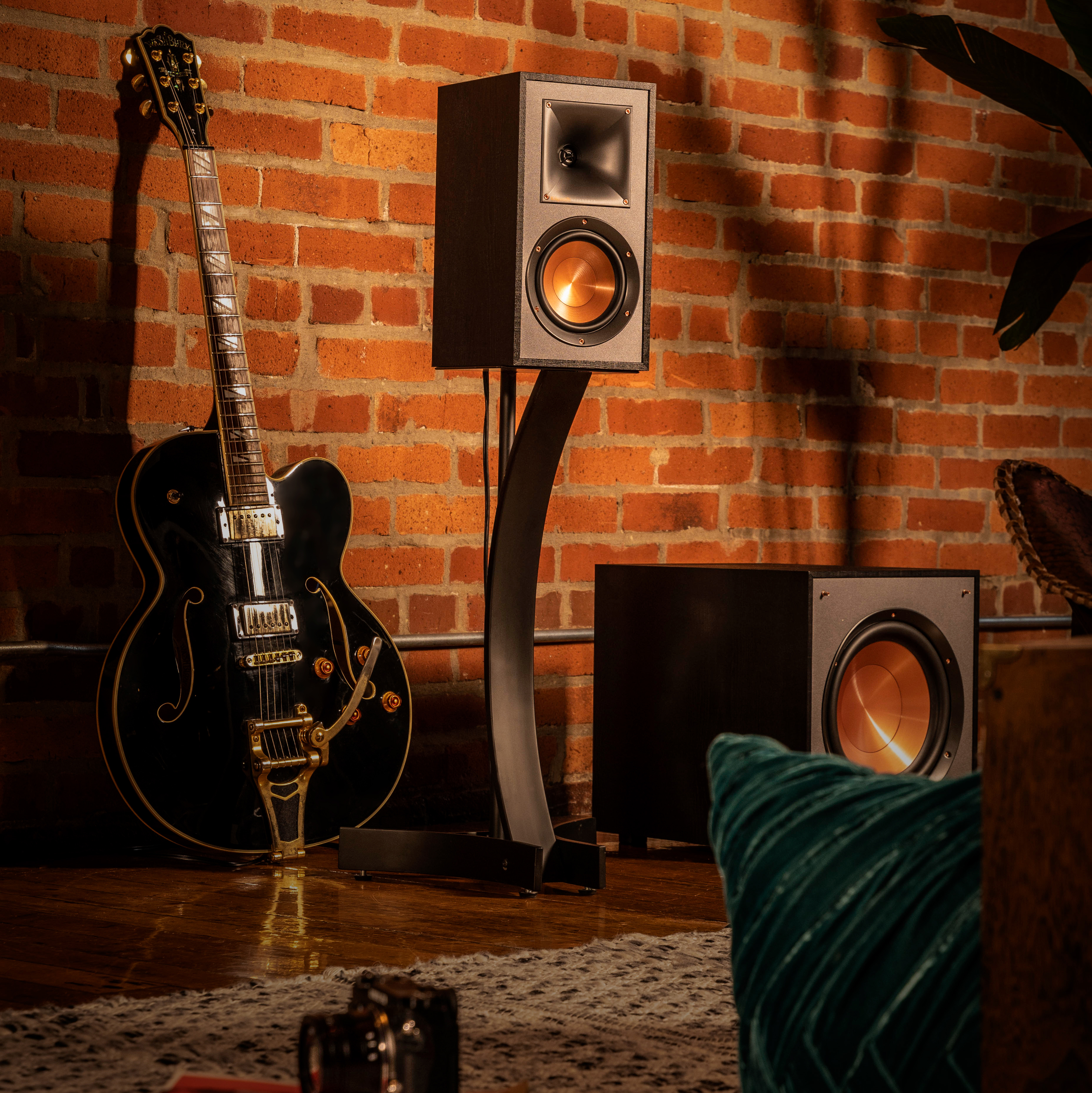 R 51m Bookshelf Speaker Pair Reference Series Klipsch